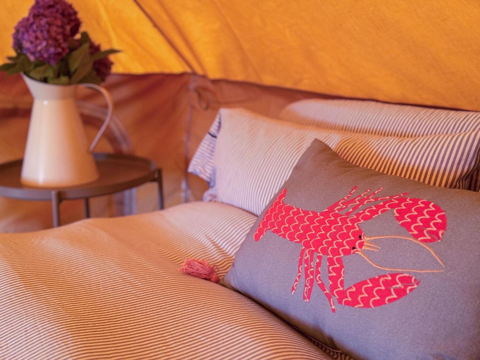 Fully Furnished Bell Tent 1 St Austell Exterior foto